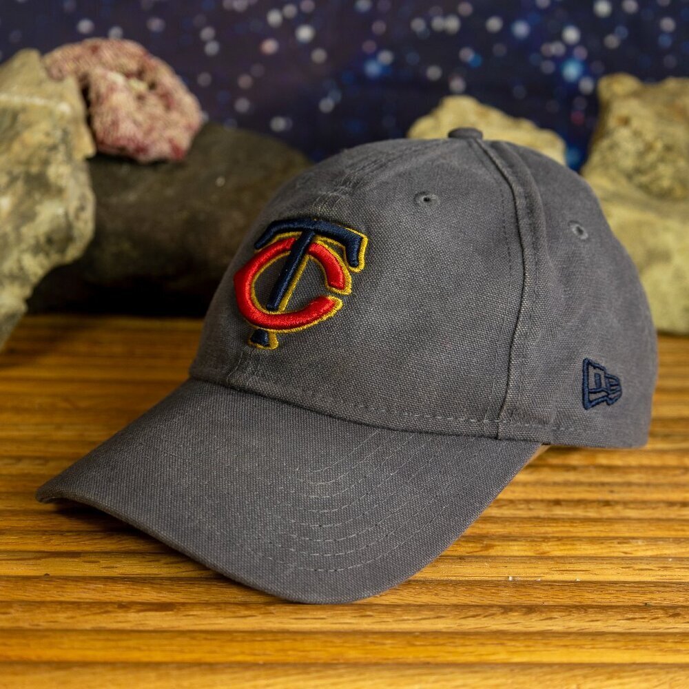 Minnesota Twins Gray New Era MLB Baseball hat strap back Very Good +